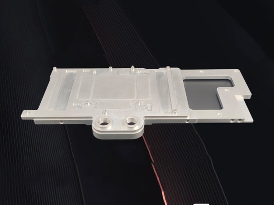 3080 双宽液冷板,GPU 单卡,368 W,东吉热控